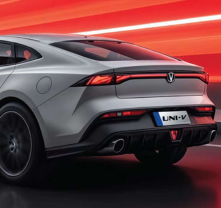 2026 Changan UNI-V Flagship 2.0T — Compact Fastback Sedan for export